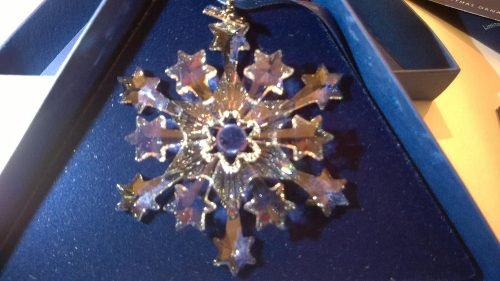 Swarovski 2004 Annual Christmas Snowflake / Star Ornament